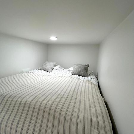 Scandinavian Loft 1Br Apartment Near City Centre Turku Exterior photo